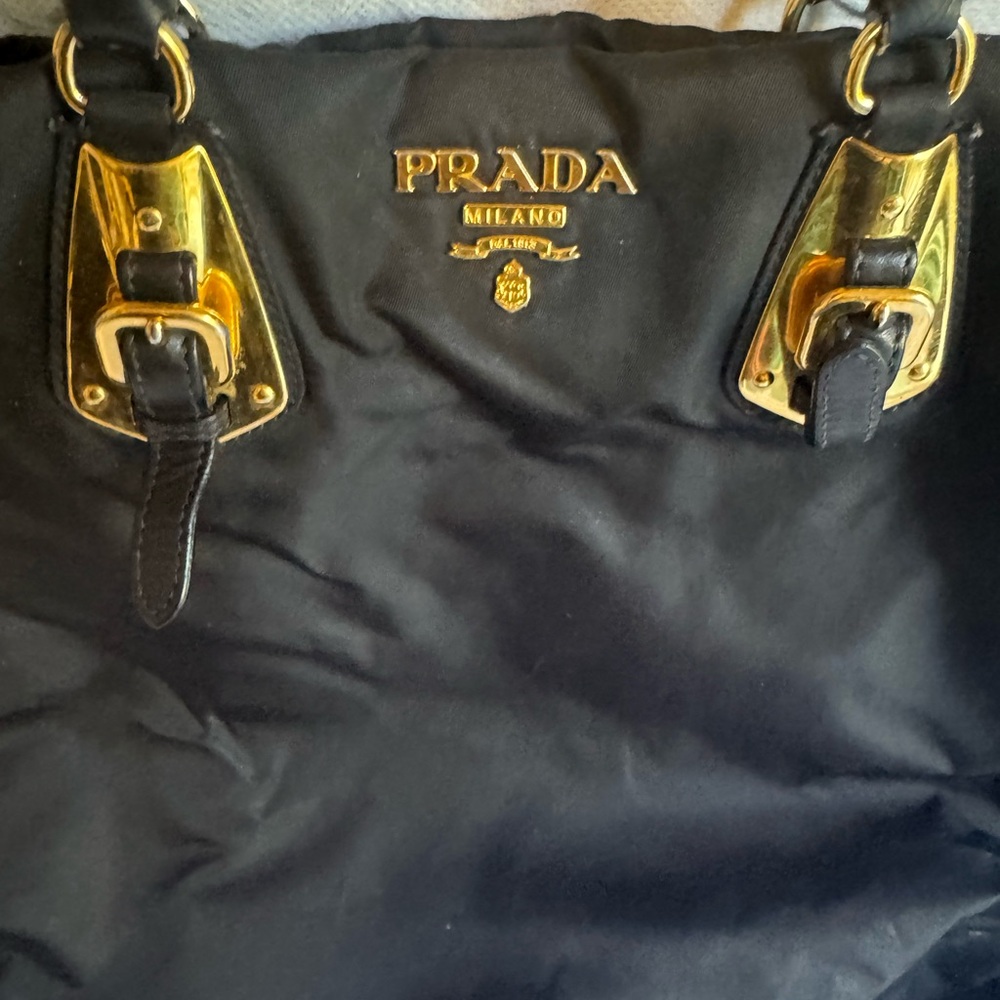 Prada Black and Gold tessuto Handbag. - Picture 2 of 7